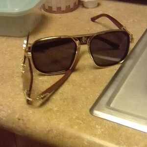 Woodgrain Arms With The CH Frames